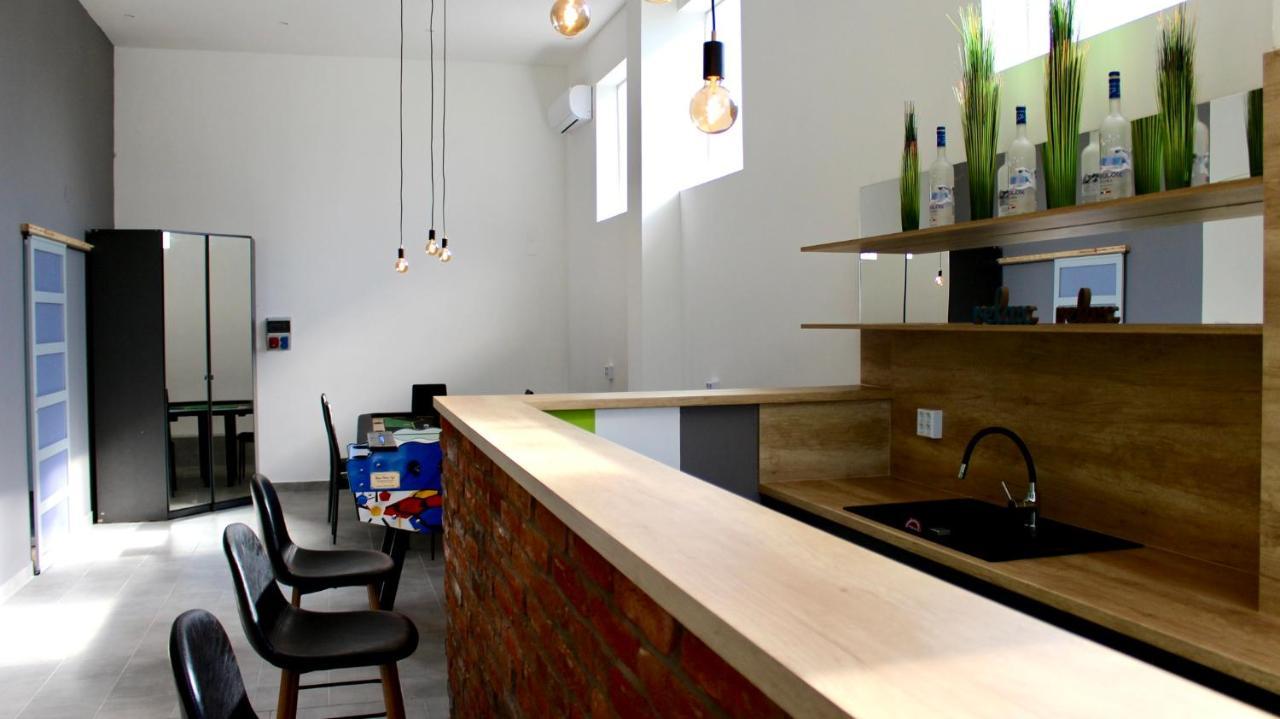 Applegarden Villa Debrecen Eksteriør billede