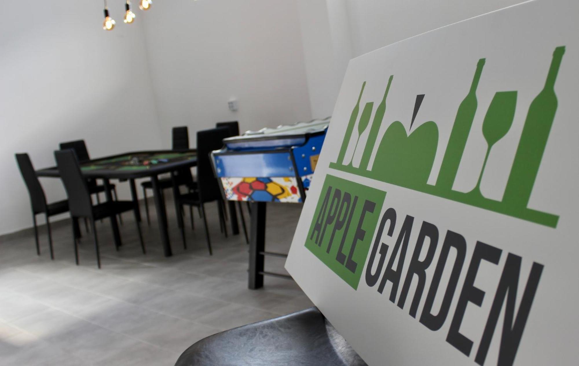 Applegarden Villa Debrecen Eksteriør billede