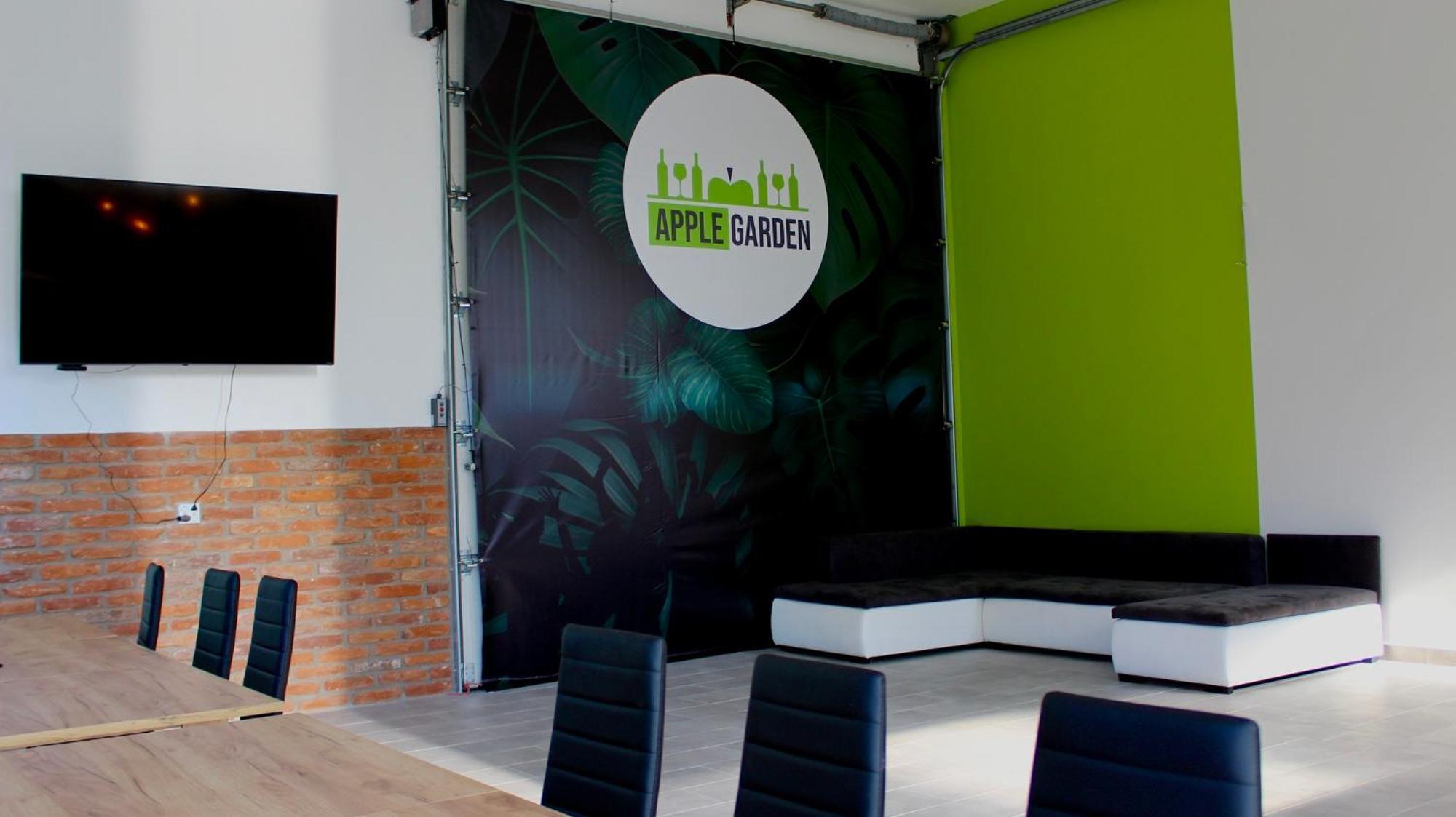 Applegarden Villa Debrecen Eksteriør billede